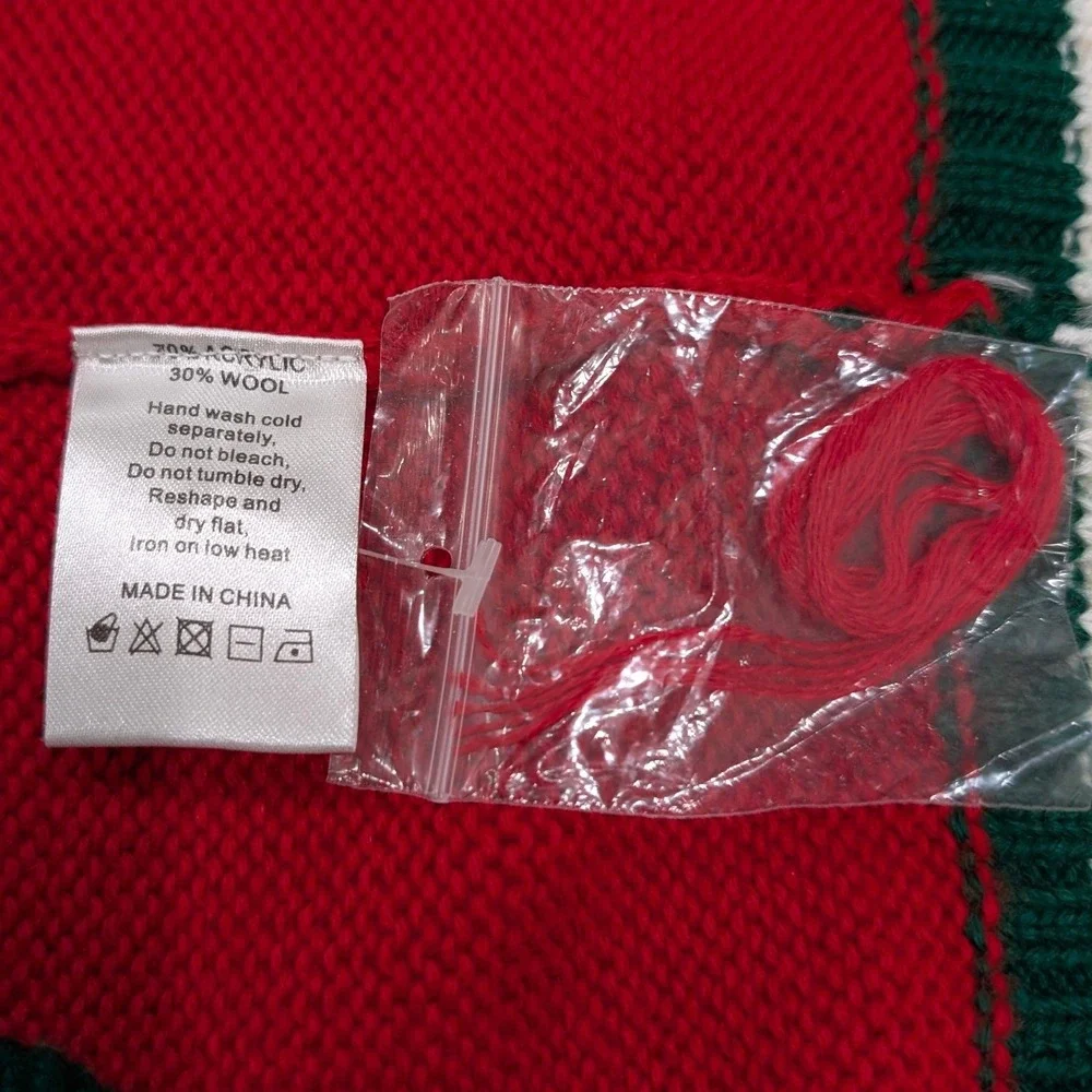 Men's XL Snowman Red Christmas Sweater‎ Long Sleeve Green White Stripe Collar